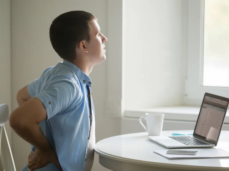 Bluebonnet Chiropractic treating back pain in Tomball