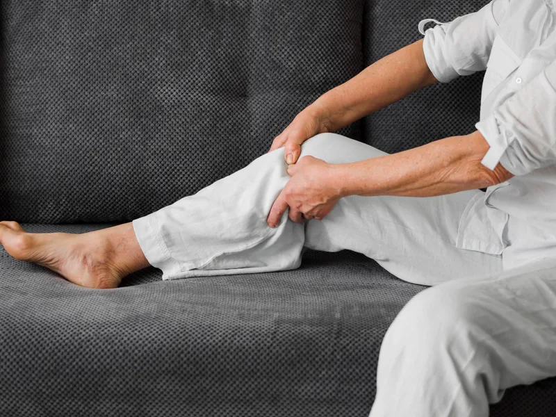Chiropractic care for leg pain at Bluebonnet Chiropractic in Tomball