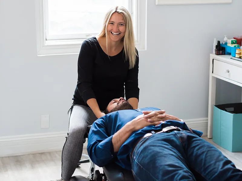 How Bluebonnet Chiropractic treats neck pain in Tomball