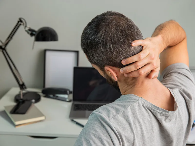 Bluebonnet Chiropractic treating neck pain in Tomball