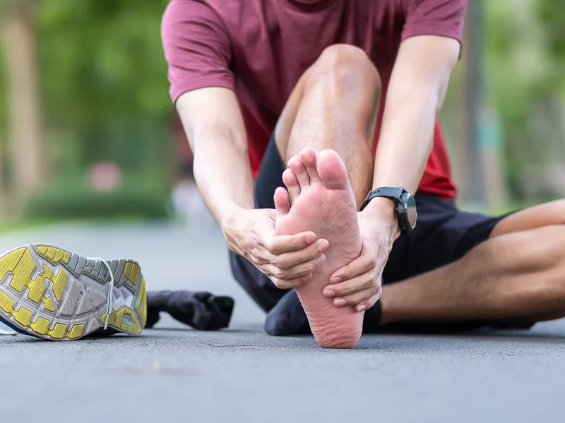Bluebonnet Chiropractic treating plantar fasciitis in Tomball
